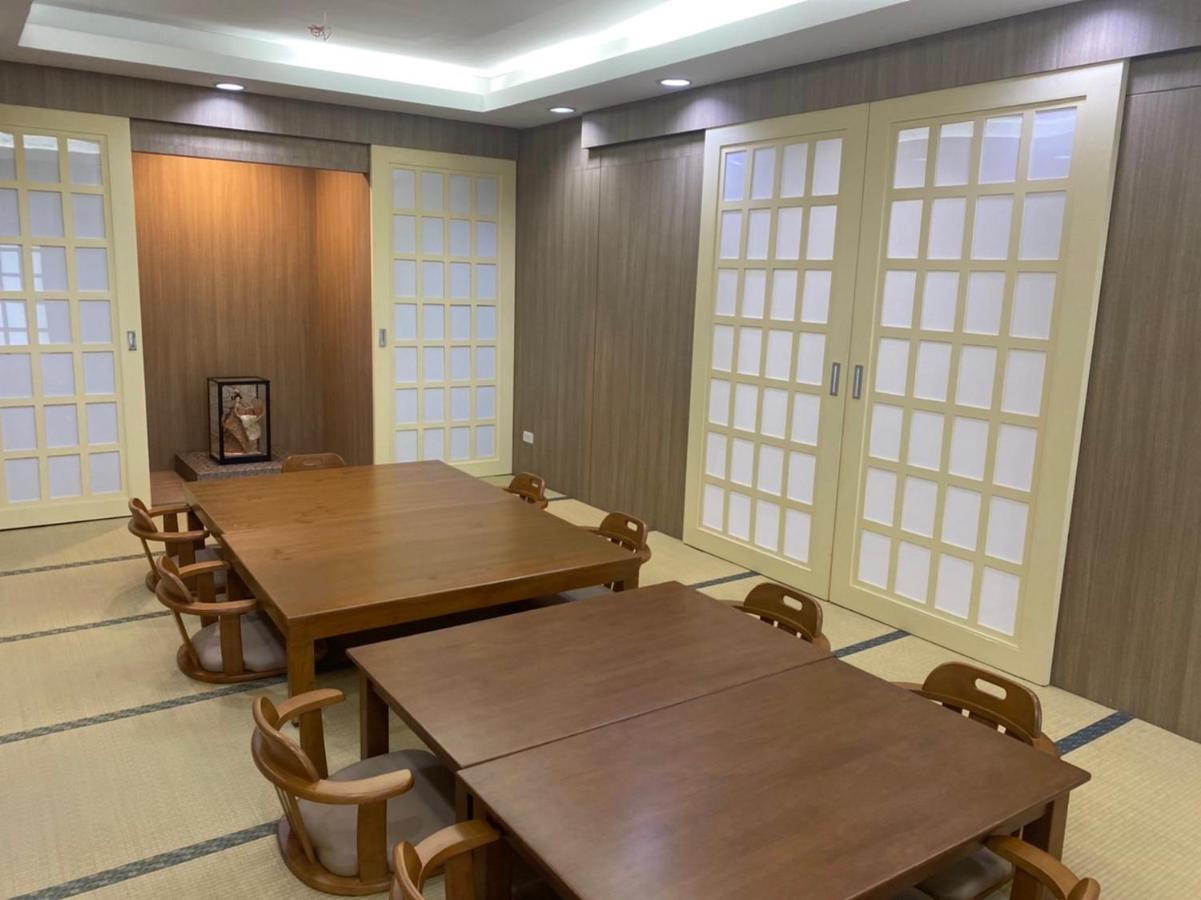 The Park 304 Executive Serviced Apartment Si Maha Phot 외부 사진