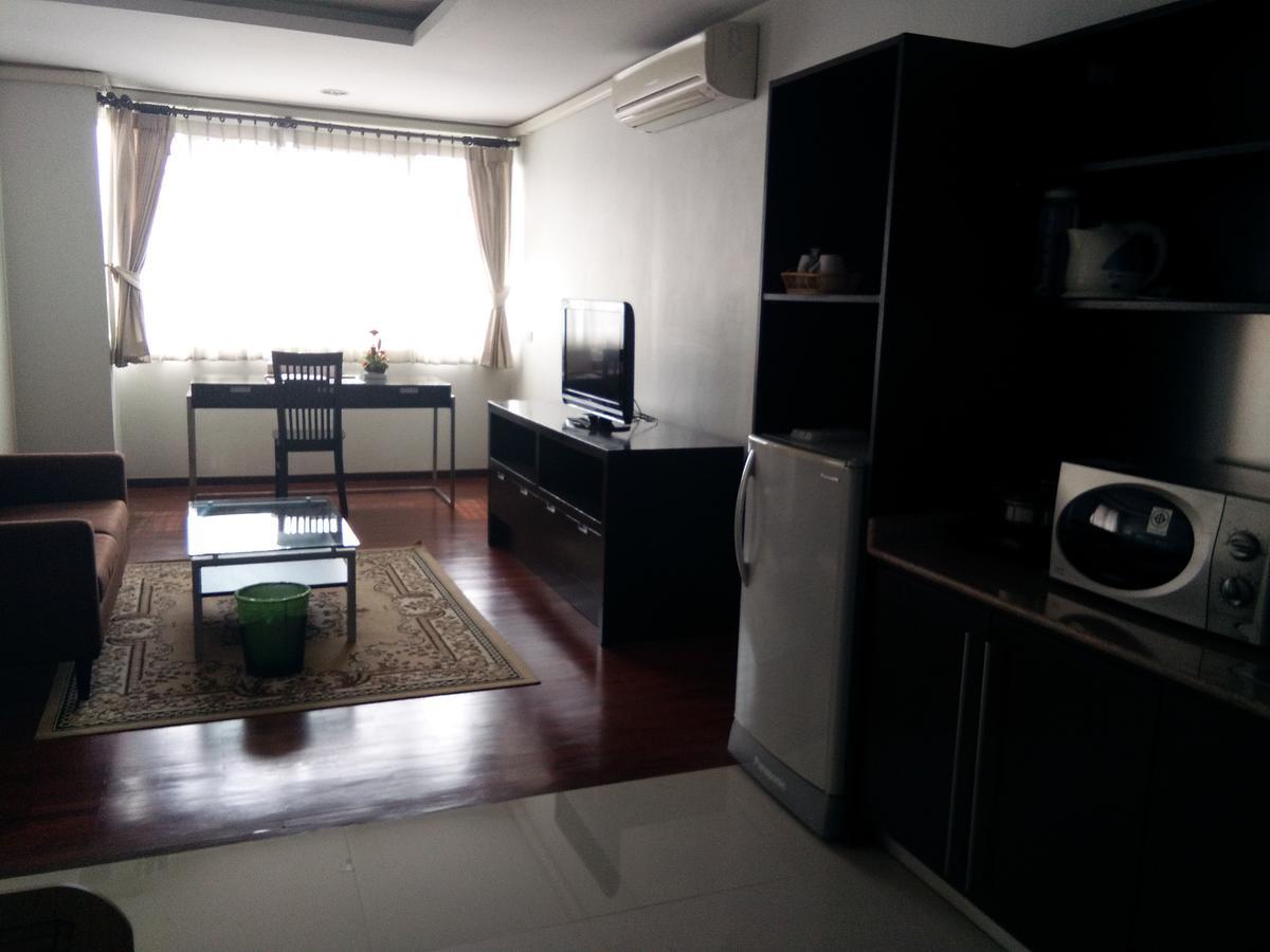 The Park 304 Executive Serviced Apartment Si Maha Phot 외부 사진