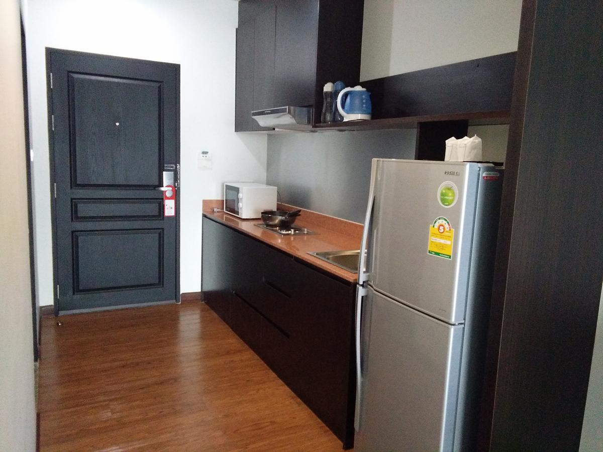 The Park 304 Executive Serviced Apartment Si Maha Phot 외부 사진