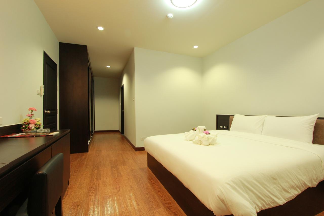 The Park 304 Executive Serviced Apartment Si Maha Phot 외부 사진