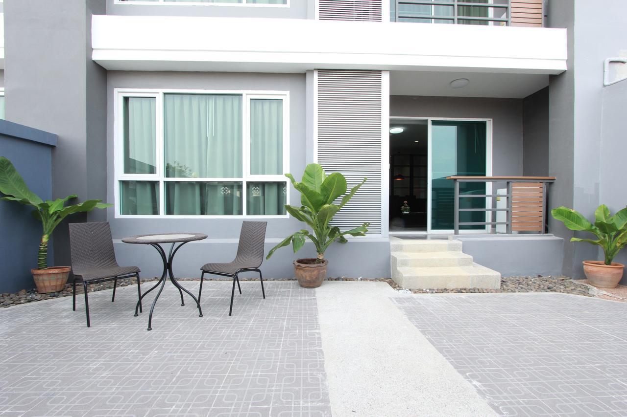 The Park 304 Executive Serviced Apartment Si Maha Phot 외부 사진